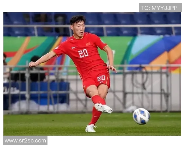 中国球员重返五大联赛官方确认有望成为主力引发球迷热议 中国球员重返五大联赛官方确认有望成为主力引发球迷热议